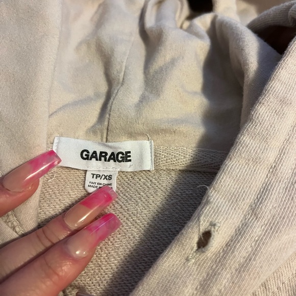 garage zip up - Picture 2 of 2